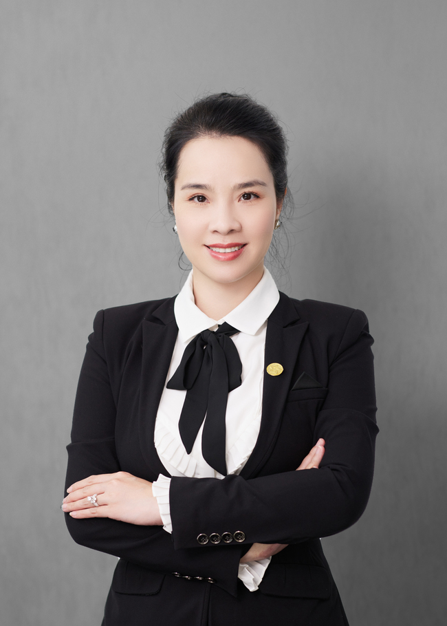 Bà Nguyễn Hồng Hạnh
