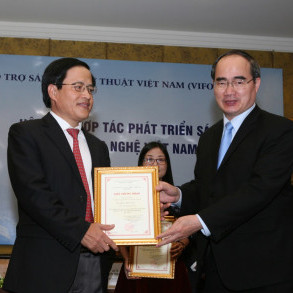 Chủ tịch Tập đoàn GFS nhận kỷ niệm chương "Vì sự nghiệp sáng tạo khoa học công nghệ Việt Nam"